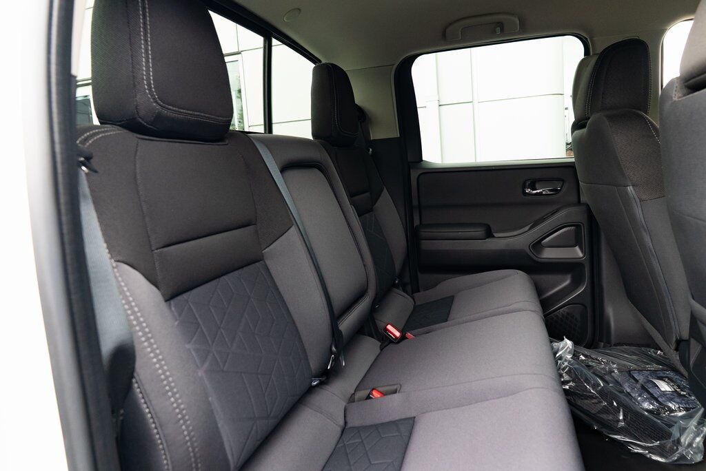 2025 Nissan Frontier SV Beaverton OR