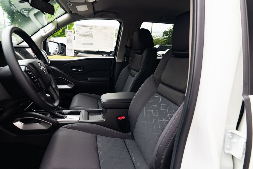 2025 Nissan Frontier SV Beaverton OR
