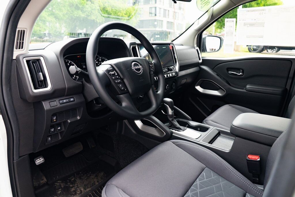 2025 Nissan Frontier SV Beaverton OR