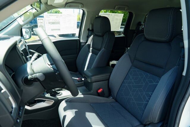 2025 Nissan Frontier SV Beaverton OR