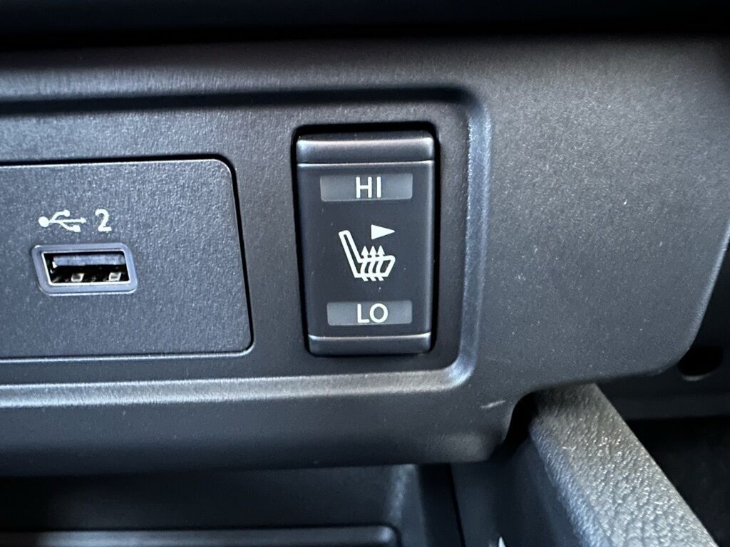 2025 Nissan Frontier SV w/Convenience &amp; Fender Audio Pkg San Clemente CA