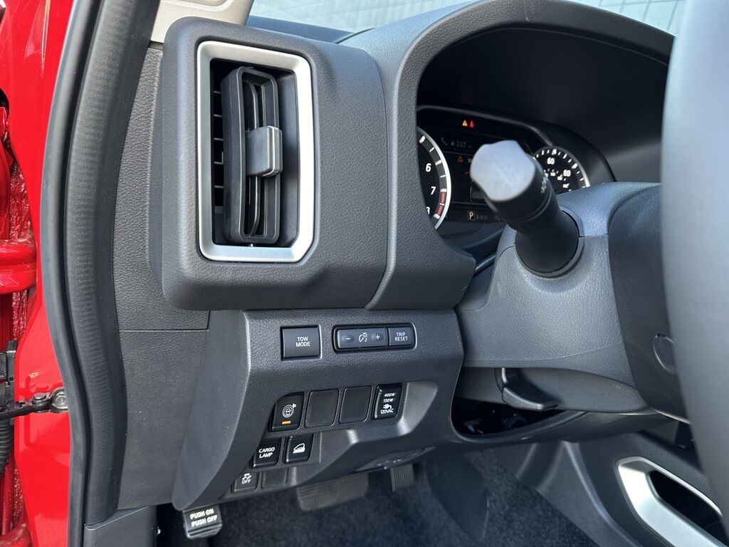 2025 Nissan Frontier SV w/Convenience &amp; Fender Audio Pkg San Clemente CA