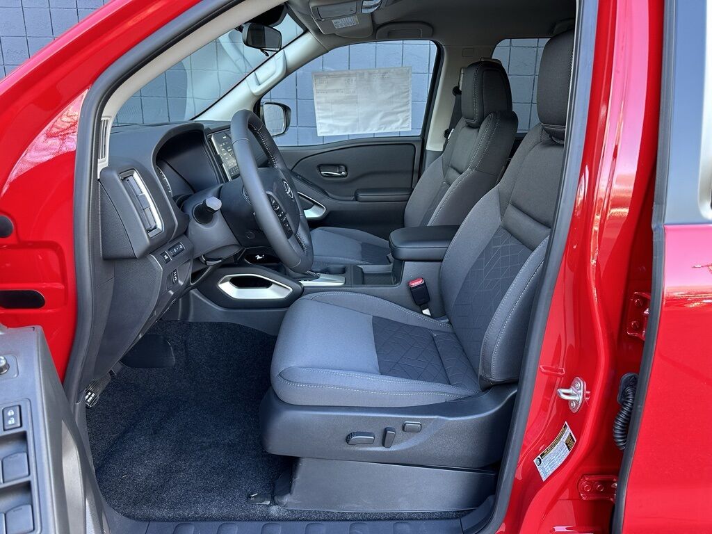 2025 Nissan Frontier SV w/Convenience &amp; Fender Audio Pkg San Clemente CA