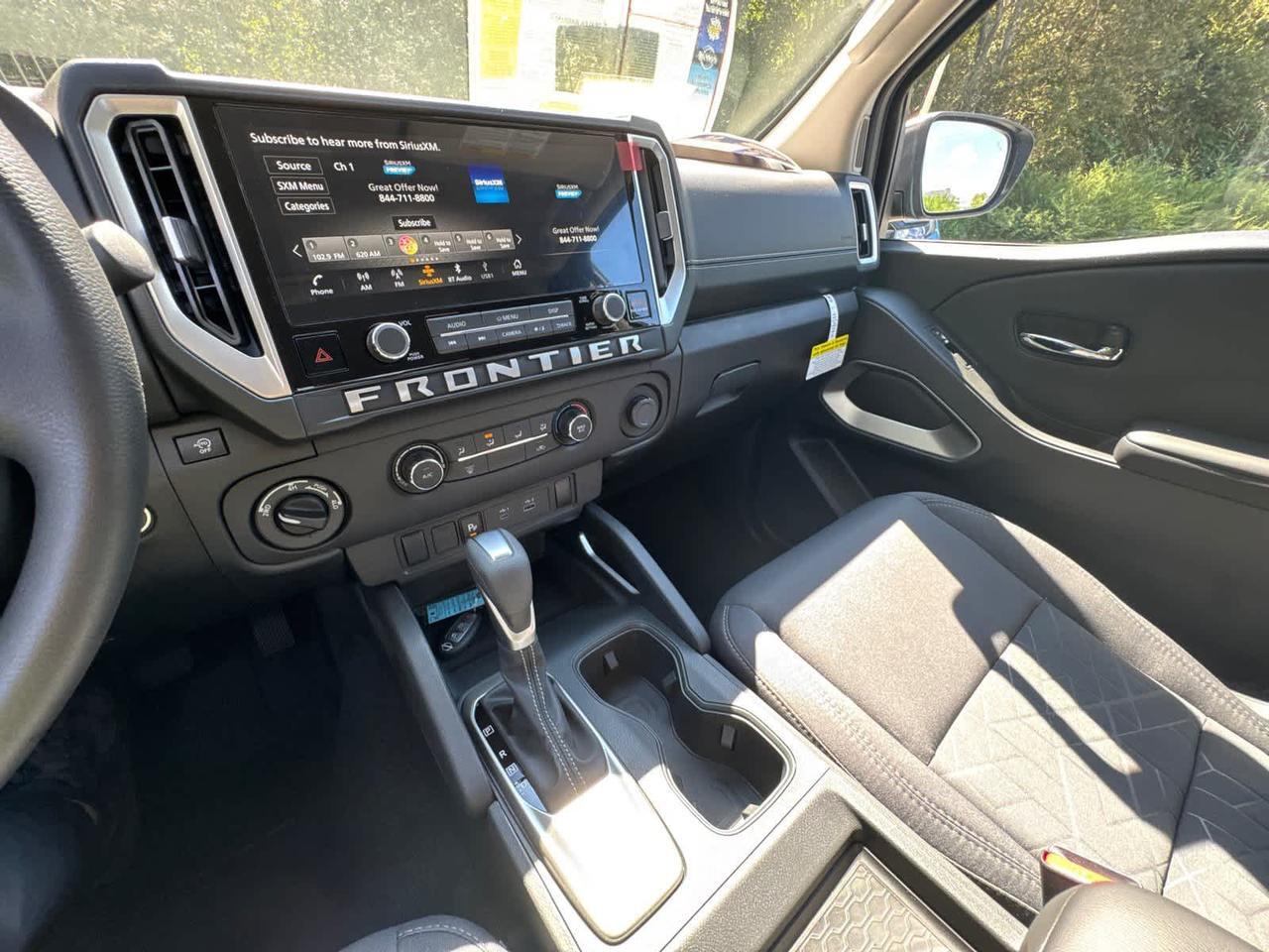 2025 Nissan Frontier SV Dartmouth MA