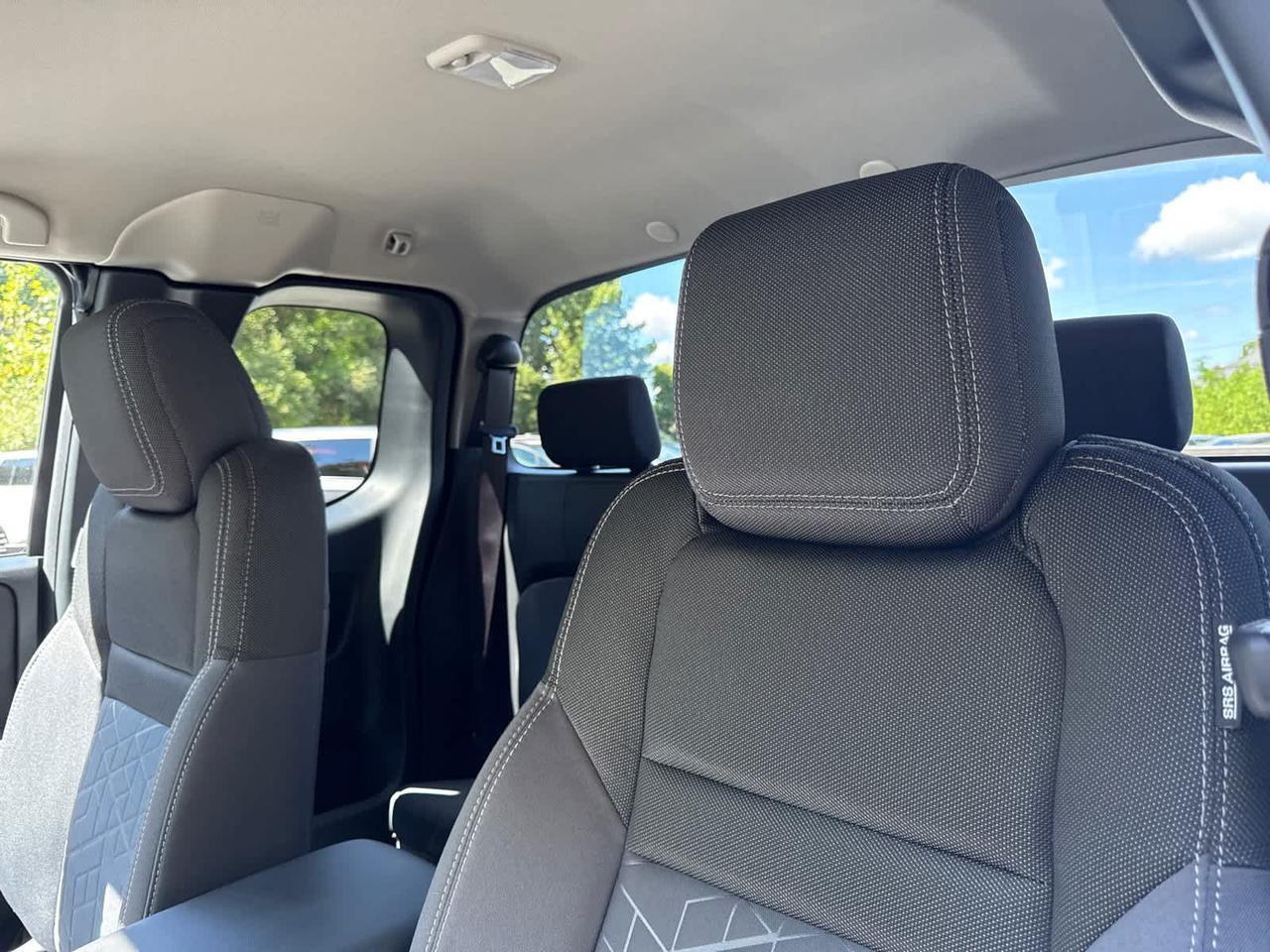 2025 Nissan Frontier SV Dartmouth MA