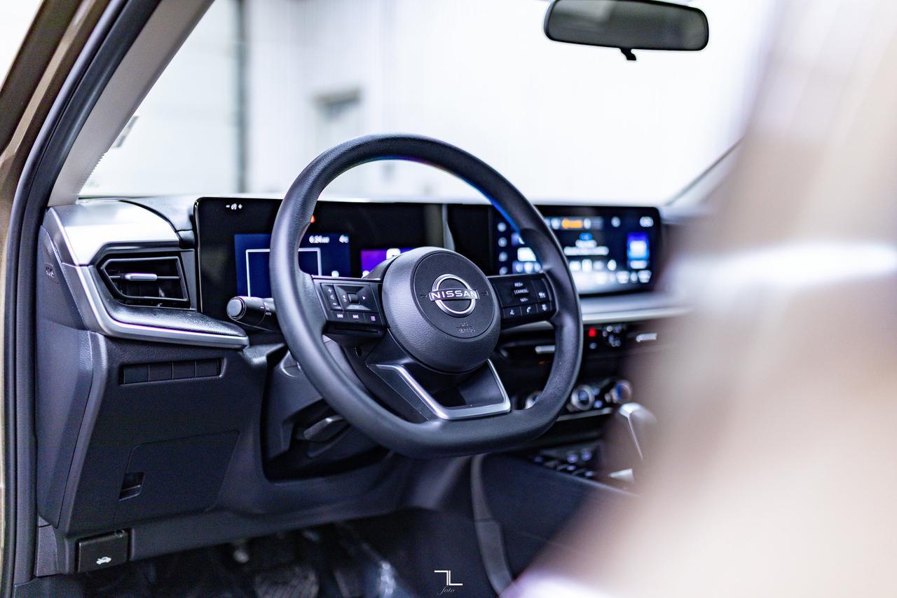 2025 Nissan Kicks AWD S BCam Red Deer AB