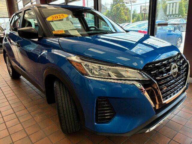 2025 Nissan Kicks Play S