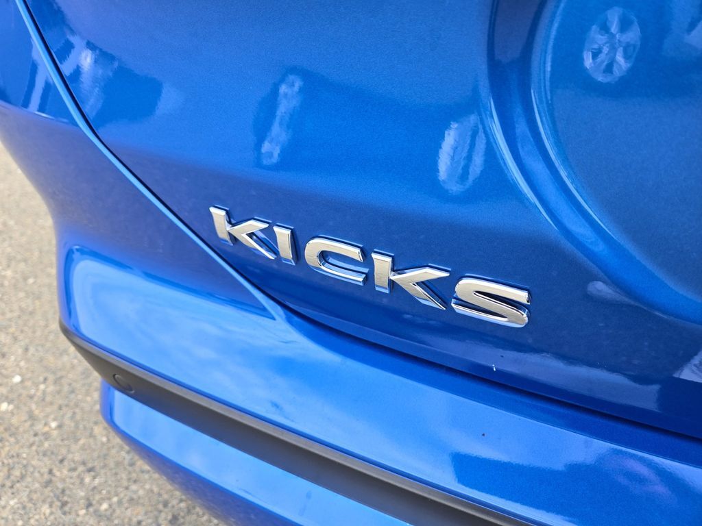 2025 Nissan Kicks Play S Folsom CA