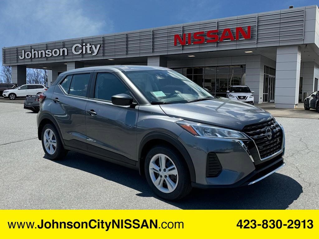 2025 Nissan Kicks Play