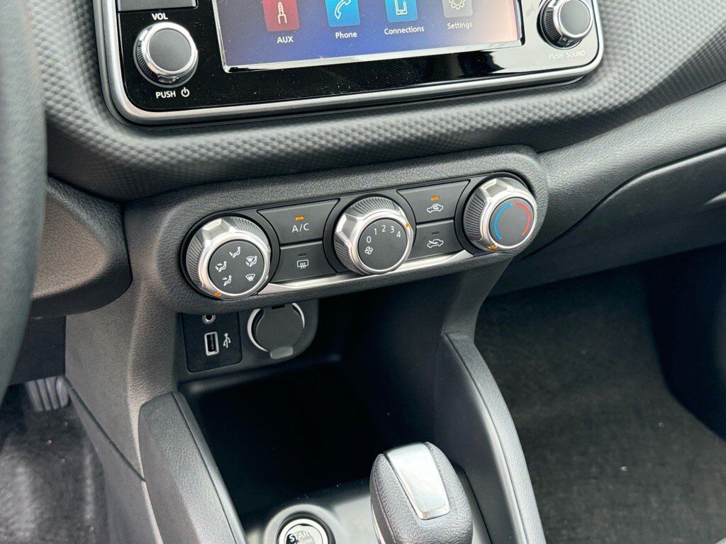 2025 Nissan Kicks Play S Johnson City TN