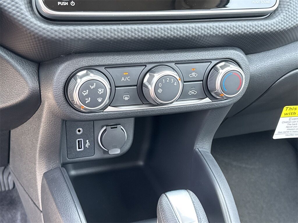 2025 Nissan Kicks Play S Kennesaw GA