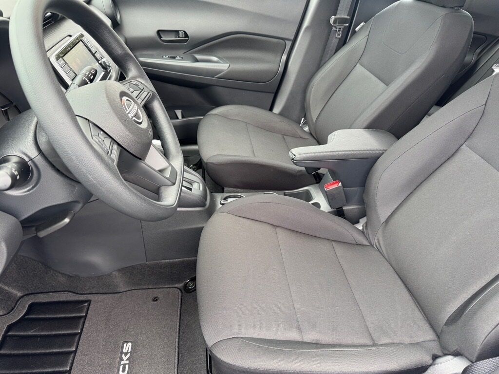 2025 Nissan Kicks Play S Morristown TN