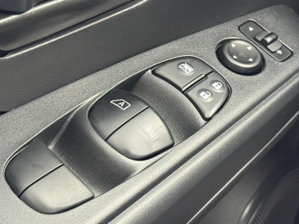 2025 Nissan Kicks Play S Morristown TN