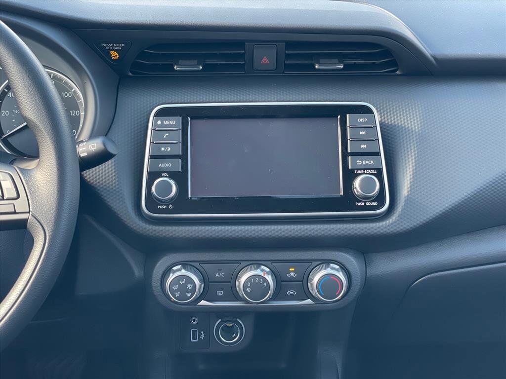 2025 Nissan Kicks Play S Oak Ridge TN