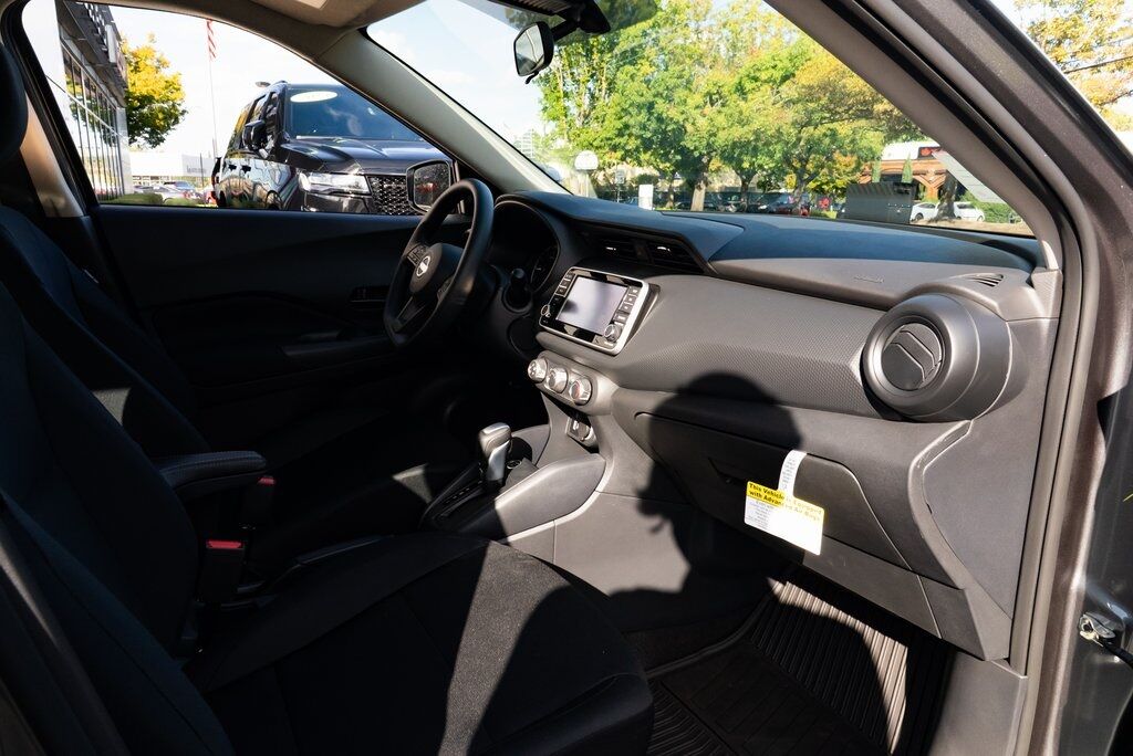 2025 Nissan Kicks Play S Beaverton OR