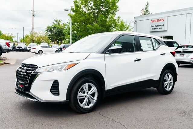 2025 Nissan Kicks Play S Beaverton OR