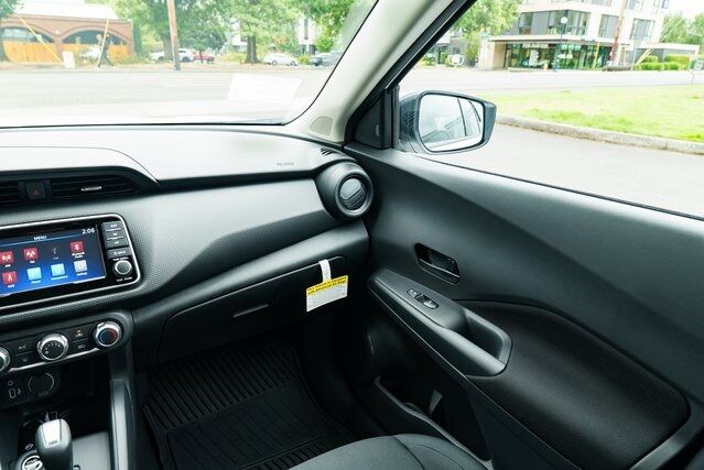 2025 Nissan Kicks Play S Beaverton OR