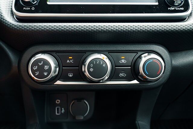 2025 Nissan Kicks Play S Beaverton OR