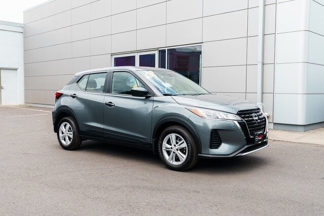 2025 Nissan Kicks Play S Beaverton OR