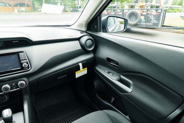 2025 Nissan Kicks Play S Beaverton OR