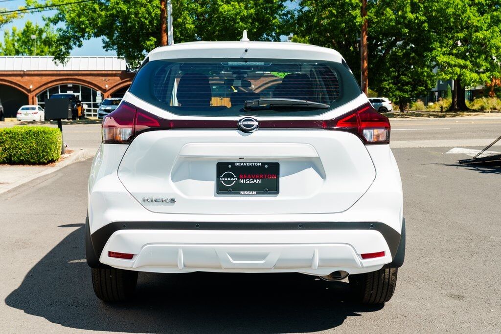 2025 Nissan Kicks Play S Beaverton OR