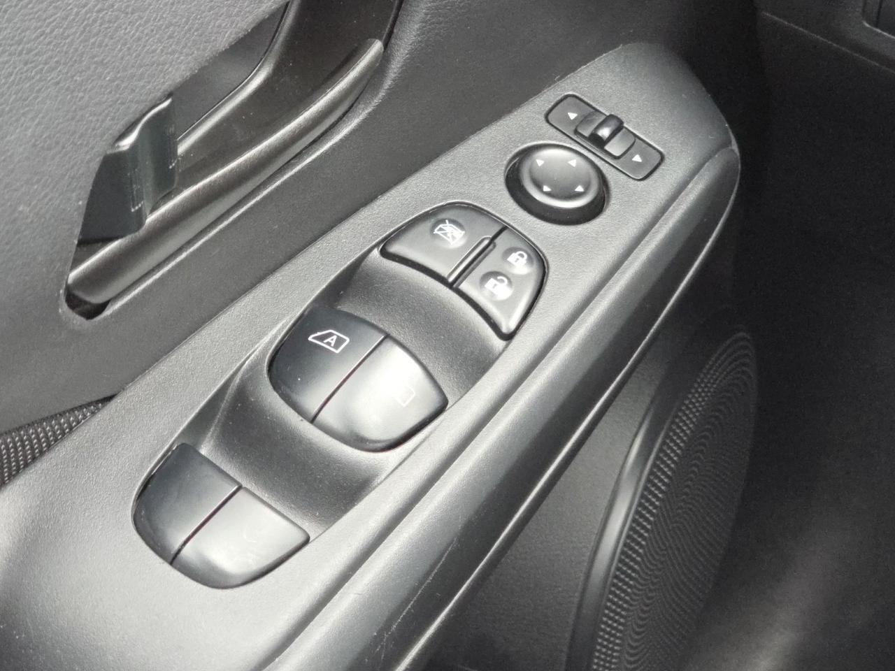 2025 Nissan Kicks Play S Glen Burnie MD
