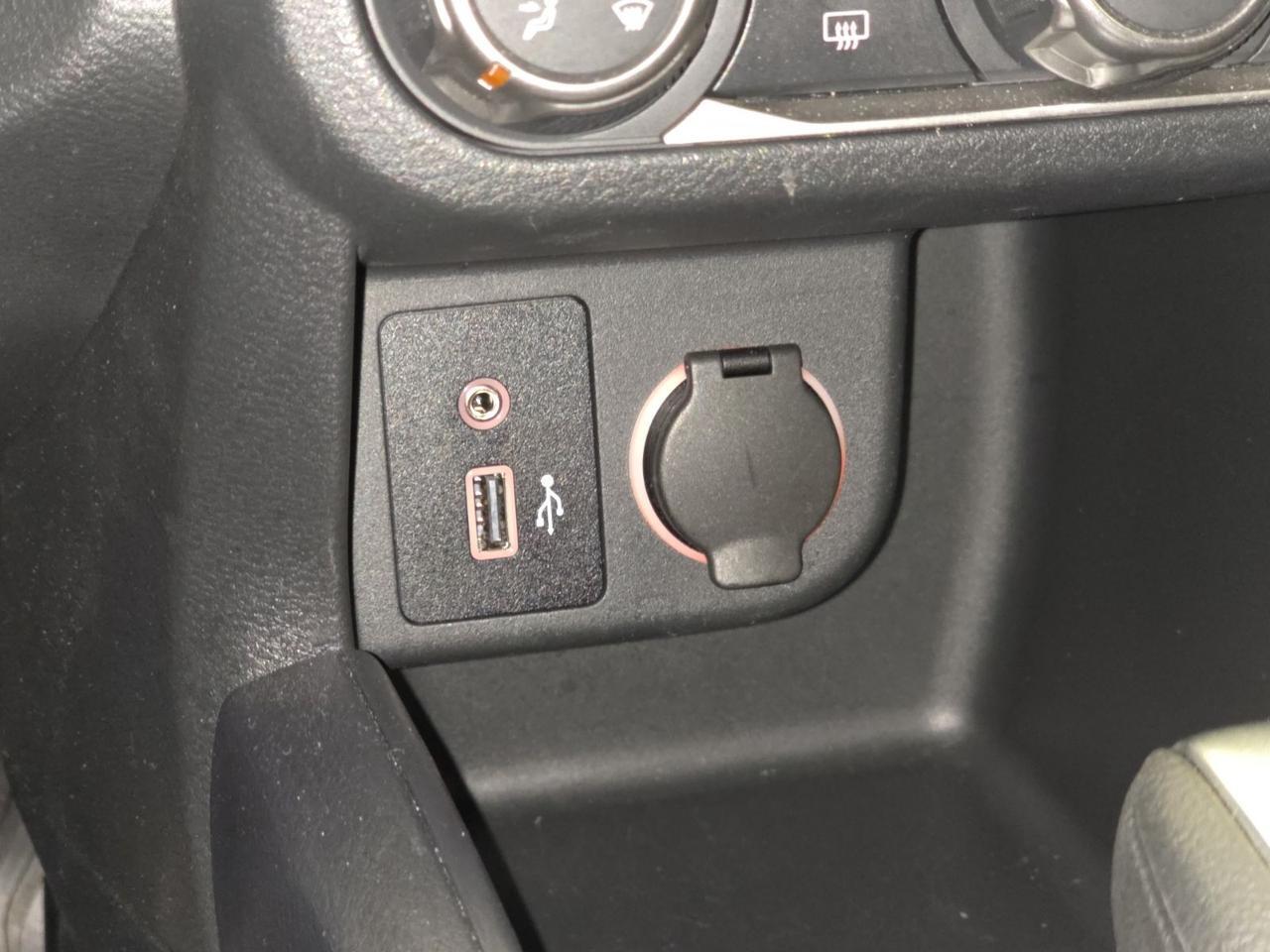 2025 Nissan Kicks Play S Glen Burnie MD
