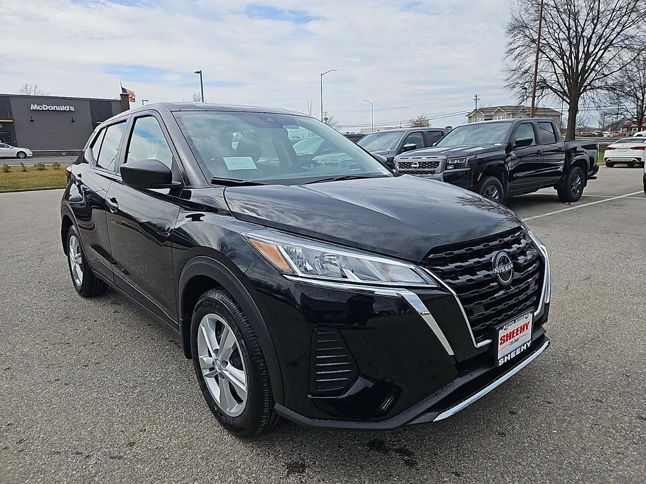 2025 Nissan Kicks Play