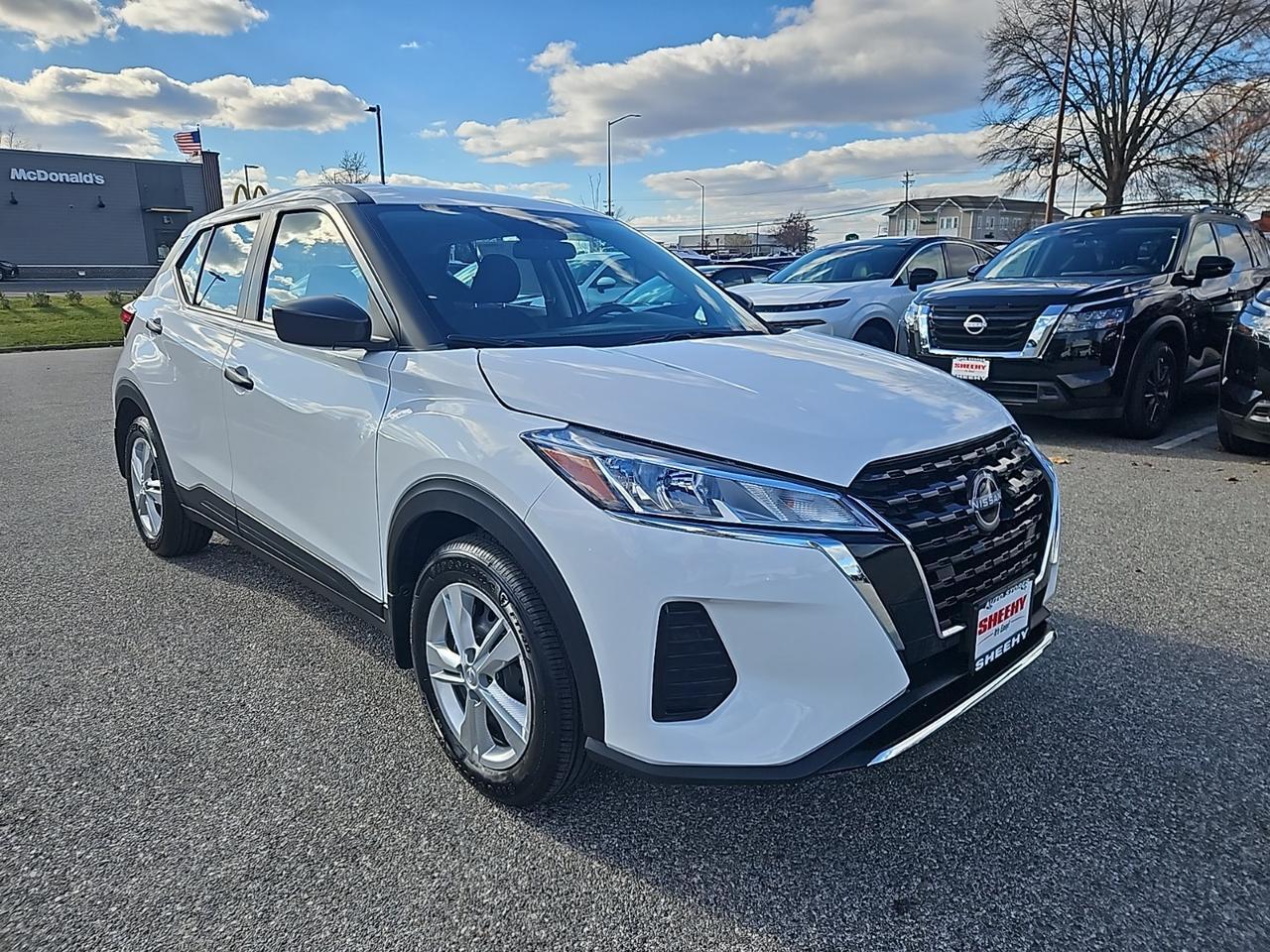 2025 Nissan Kicks Play S