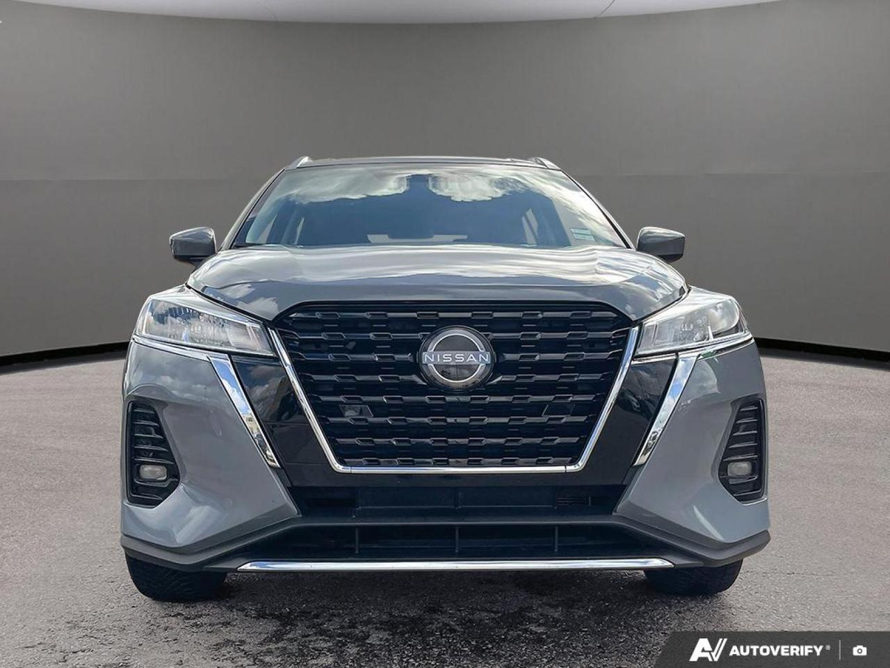 2025 Nissan Kicks Play SV