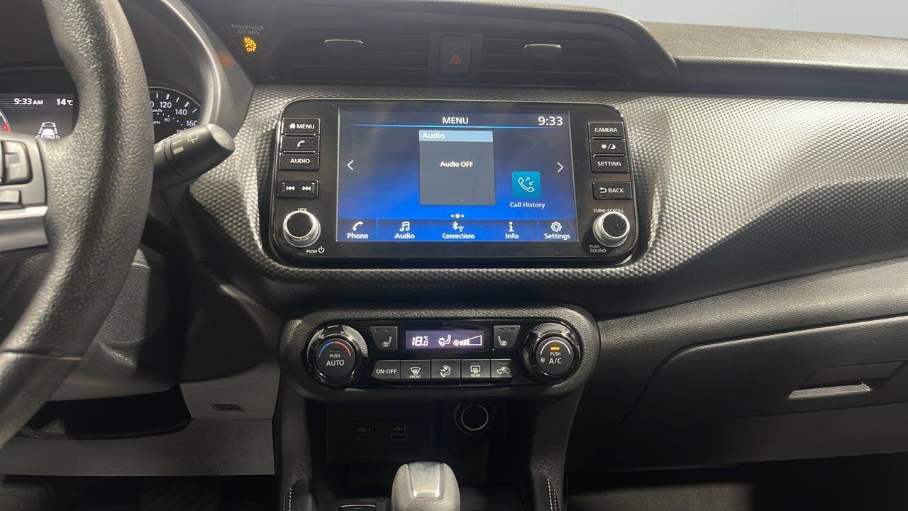 2025 Nissan Kicks Play SV Sherwood Park AB