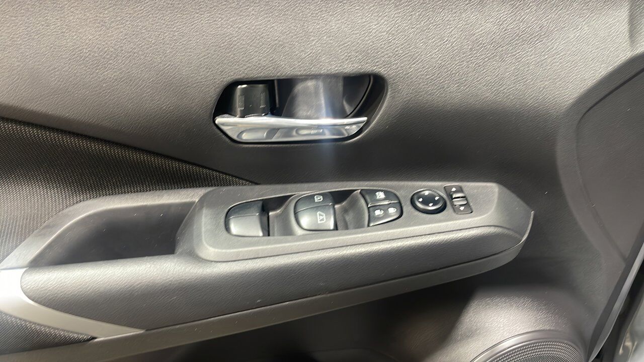 2025 Nissan Kicks Play SV Sherwood Park AB