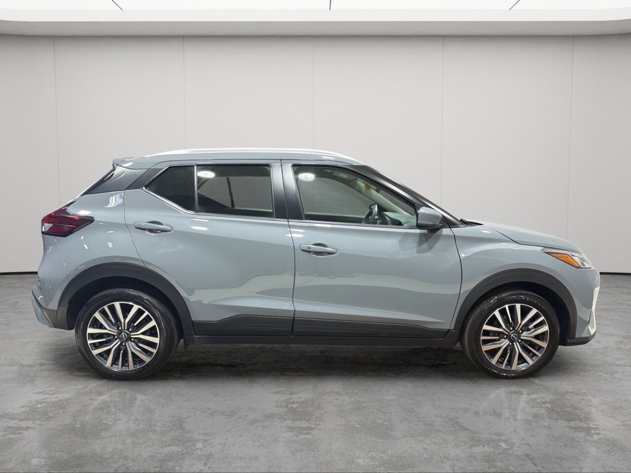 2025 Nissan Kicks Play SV Sherwood Park AB