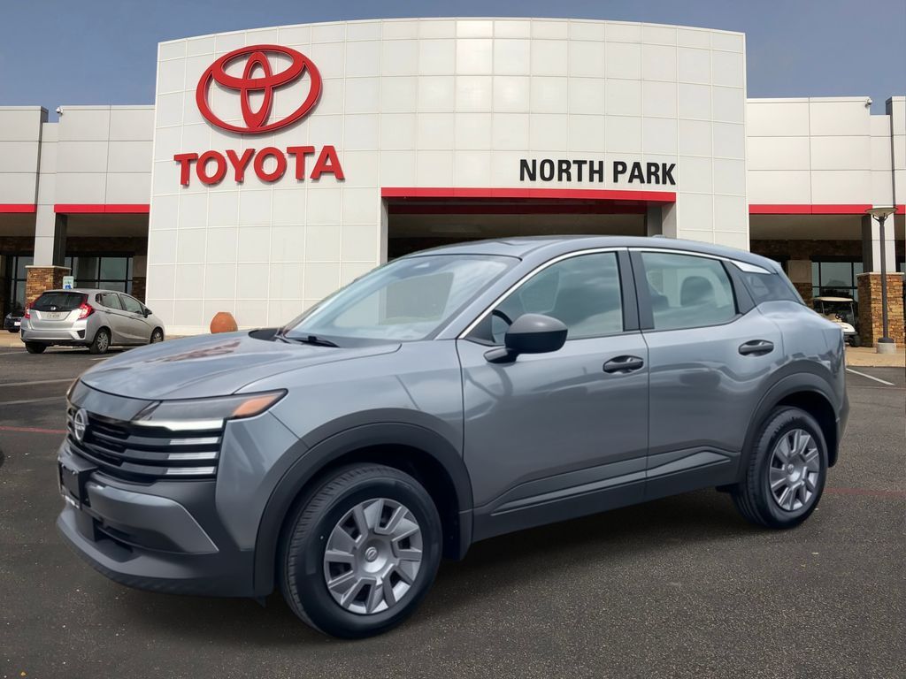 2025 Nissan Kicks