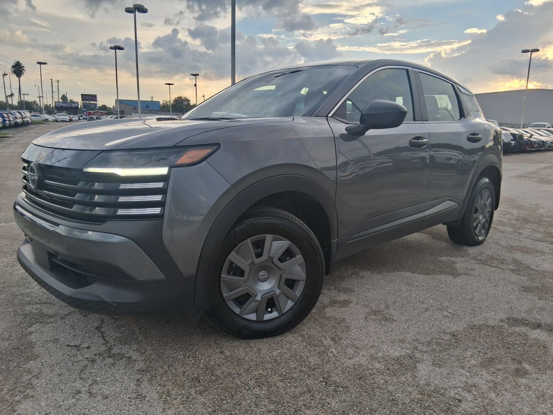 2025 Nissan Kicks
