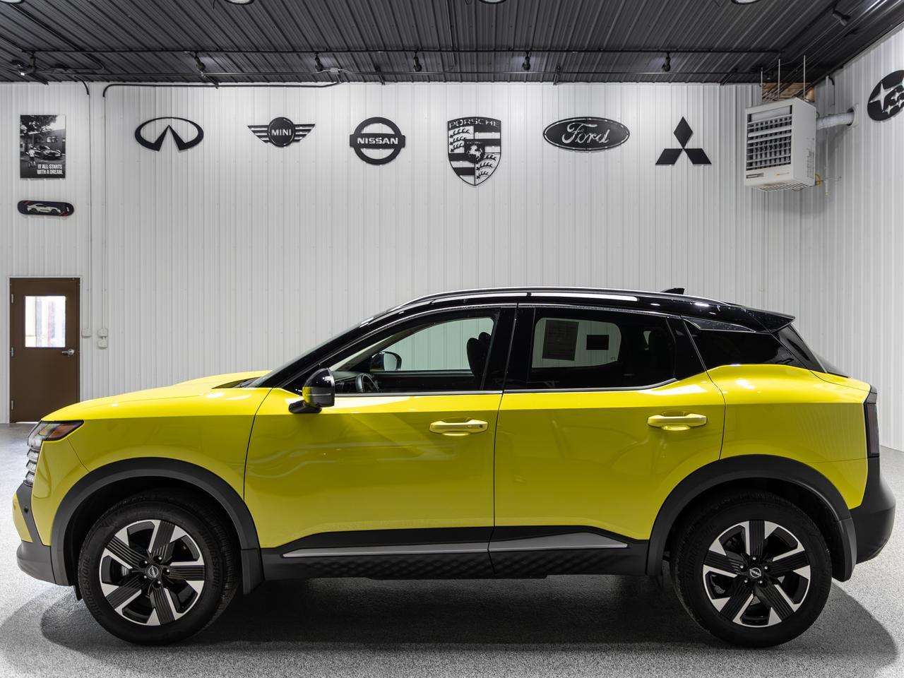 2025 Nissan Kicks SR AWD Cranberry PA