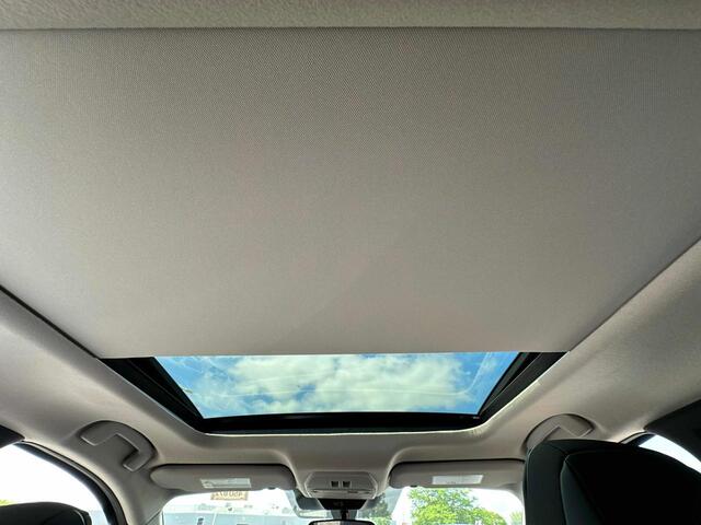 2025 Nissan Kicks SR Hoffman Estates IL