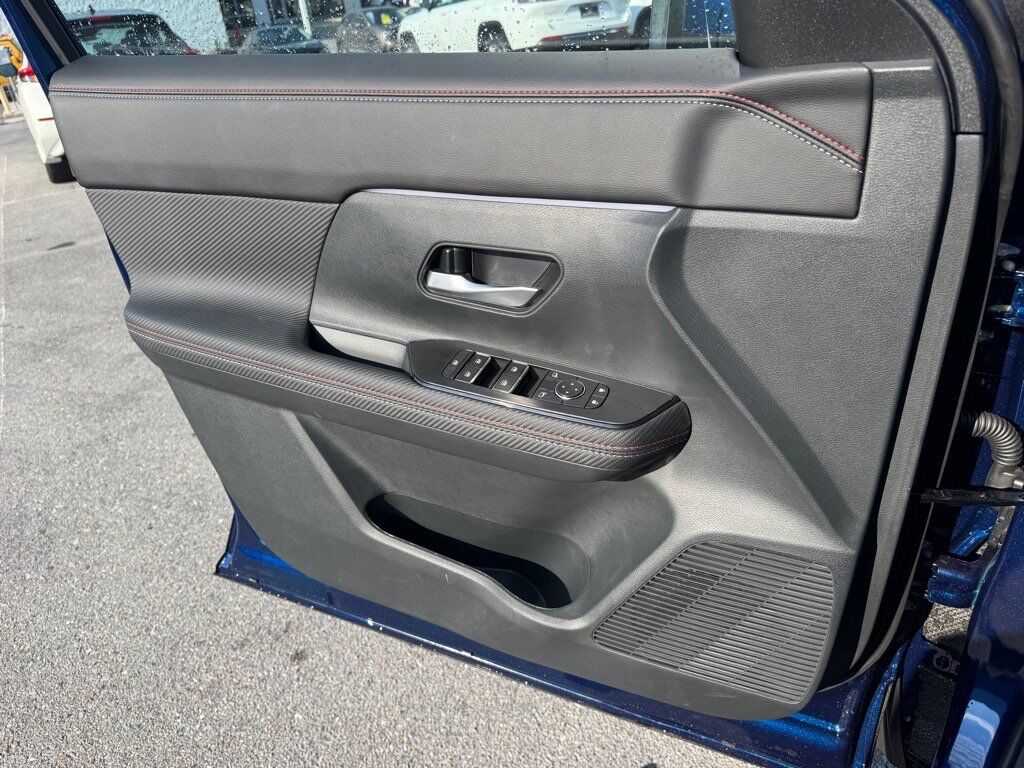 2025 Nissan Kicks SR Johnson City TN