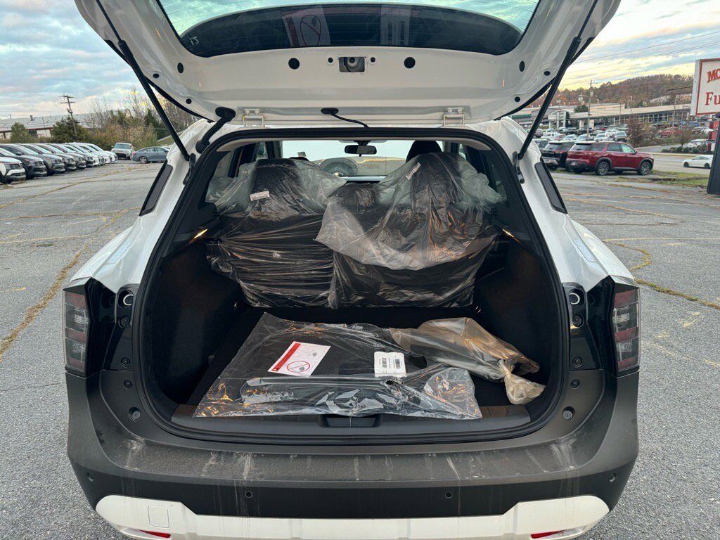 2025 Nissan Kicks SR Johnson City TN