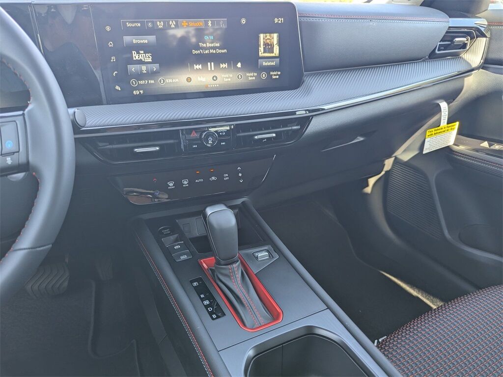 2025 Nissan Kicks SR Kennesaw GA