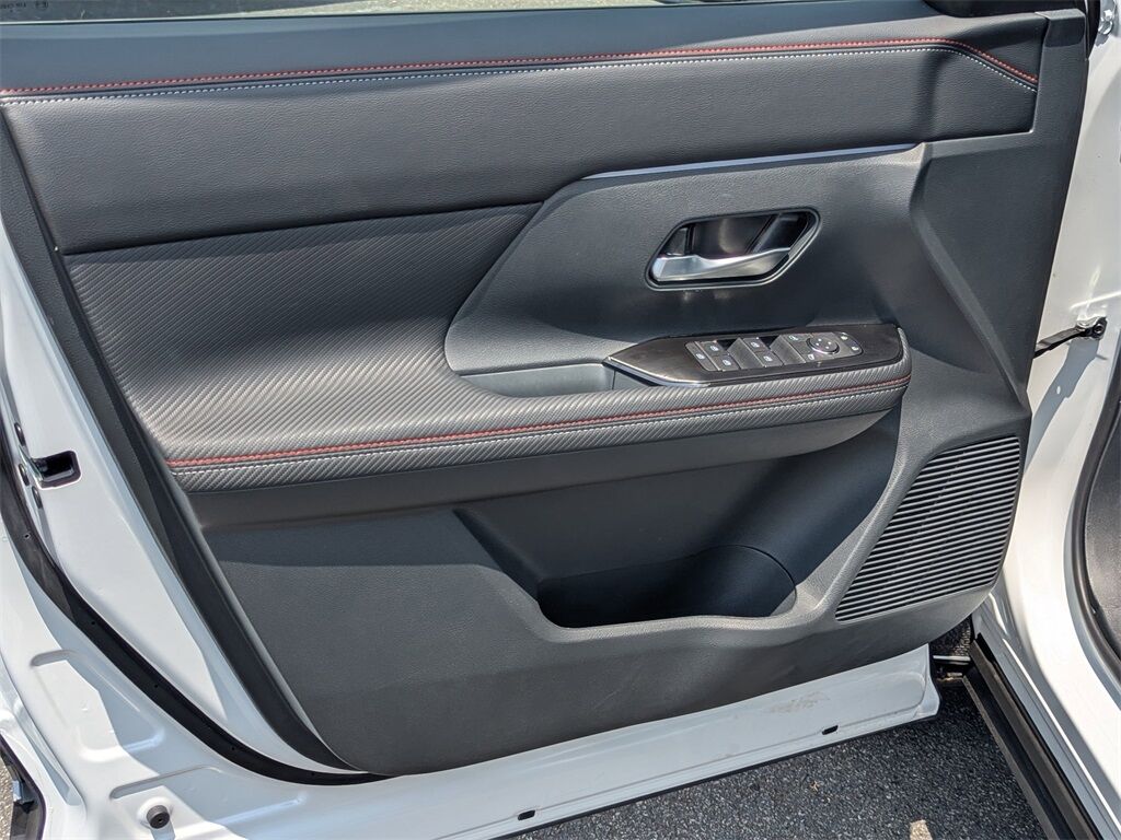 2025 Nissan Kicks SR Kennesaw GA