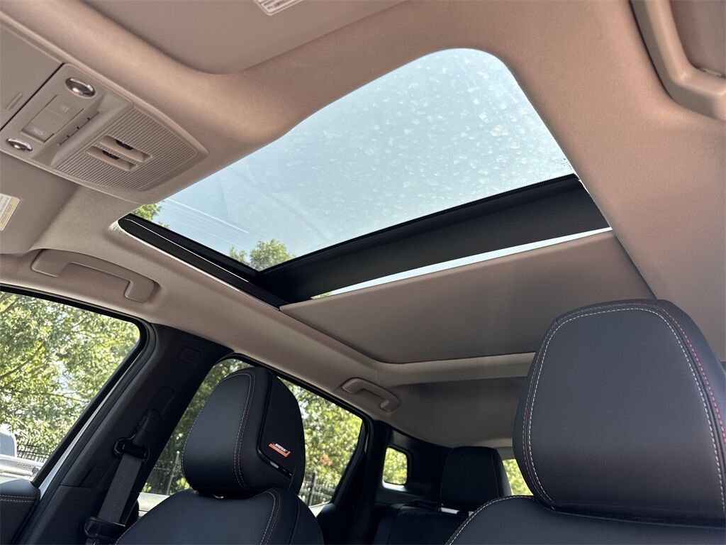 2025 Nissan Kicks SR Kennesaw GA