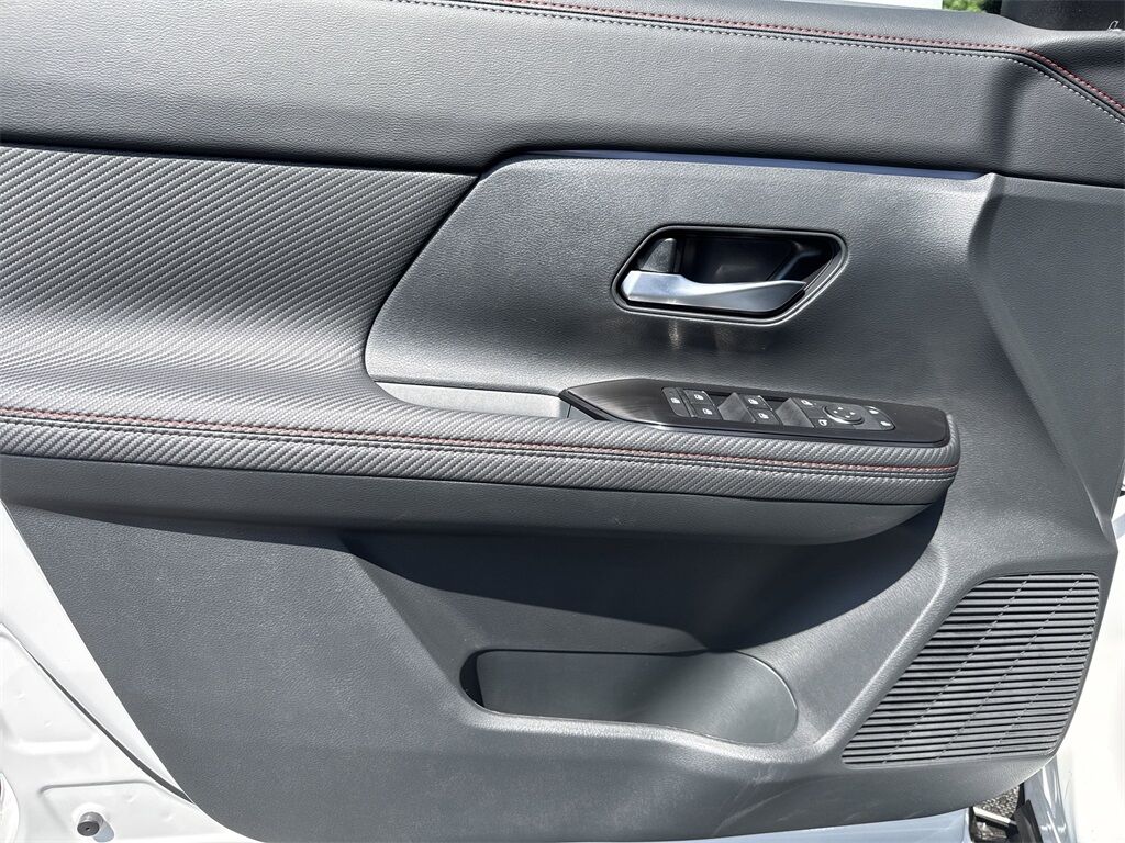 2025 Nissan Kicks SR Kennesaw GA