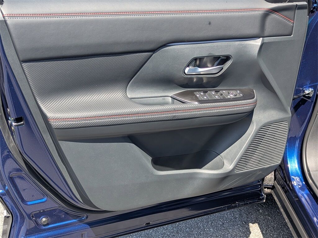 2025 Nissan Kicks SR Kennesaw GA
