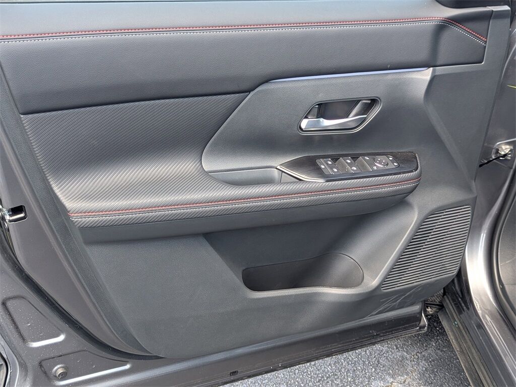 2025 Nissan Kicks SR Kennesaw GA