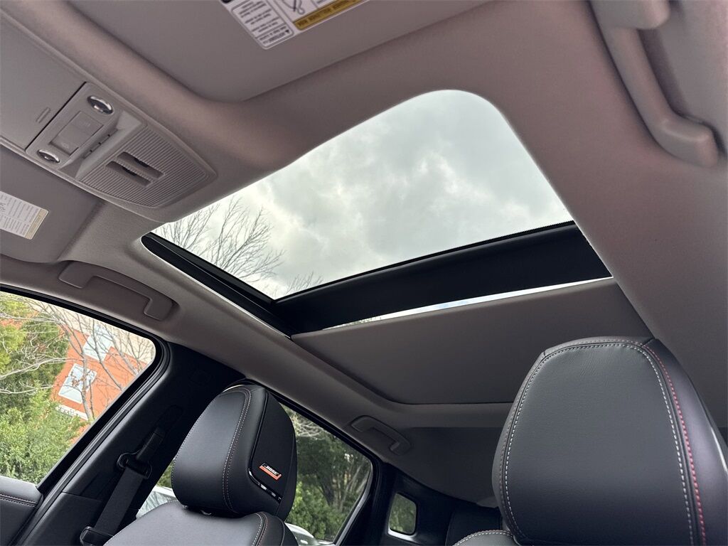 2025 Nissan Kicks SR Kennesaw GA