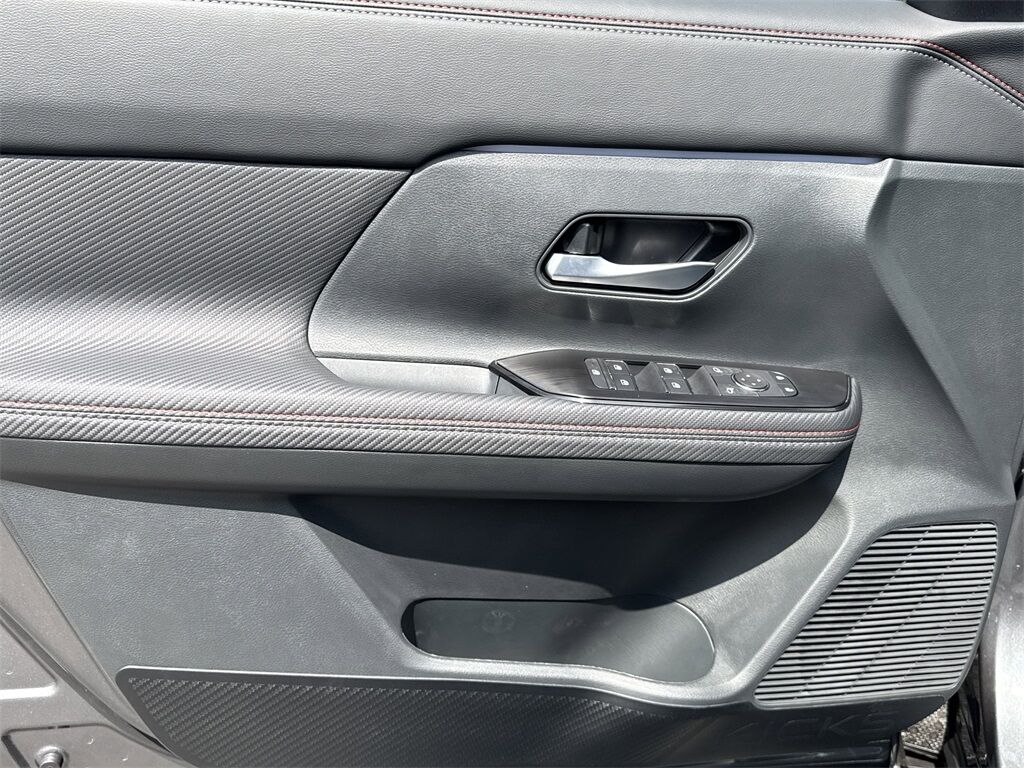 2025 Nissan Kicks SR Kennesaw GA