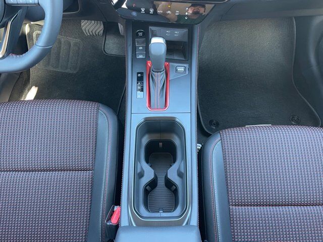 2025 Nissan Kicks SR Oak Ridge TN