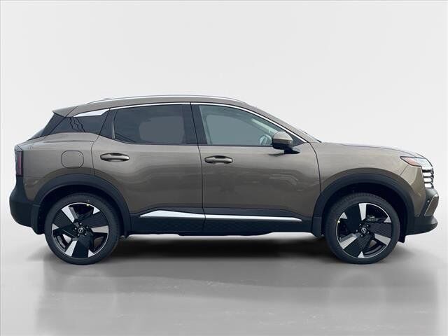 2025 Nissan Kicks SR Oak Ridge TN
