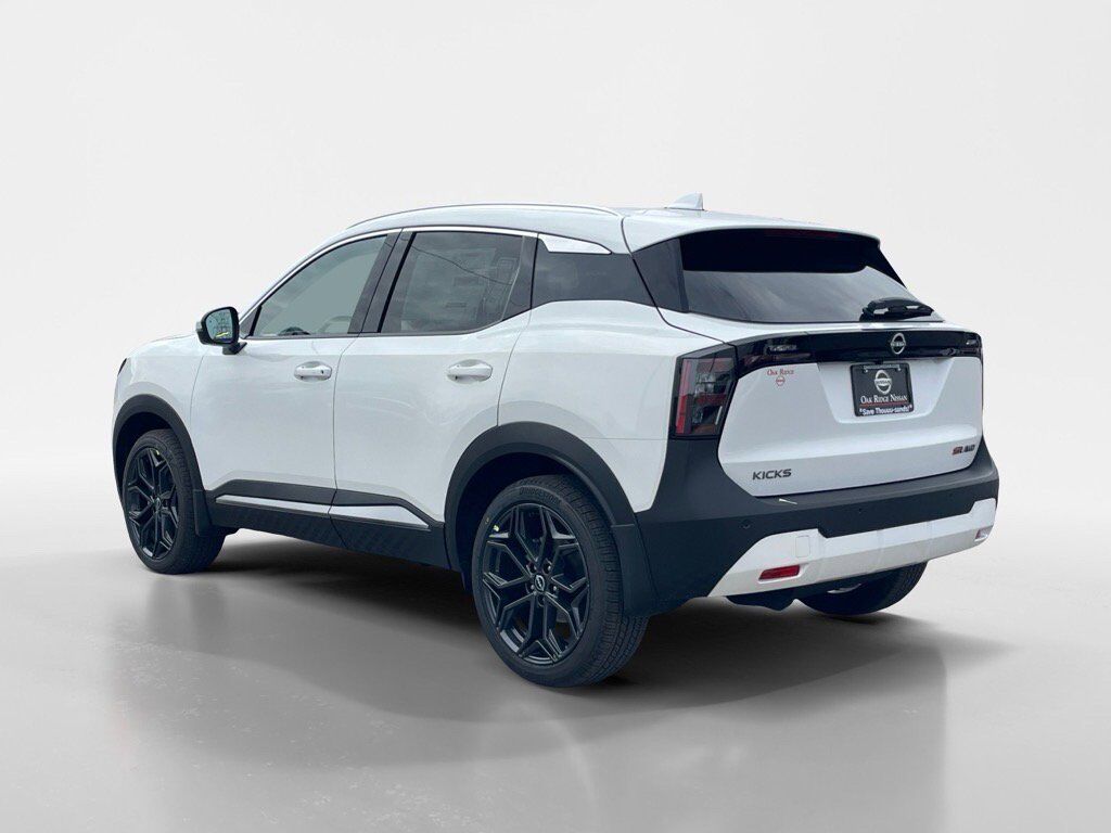 2025 Nissan Kicks SR Oak Ridge TN